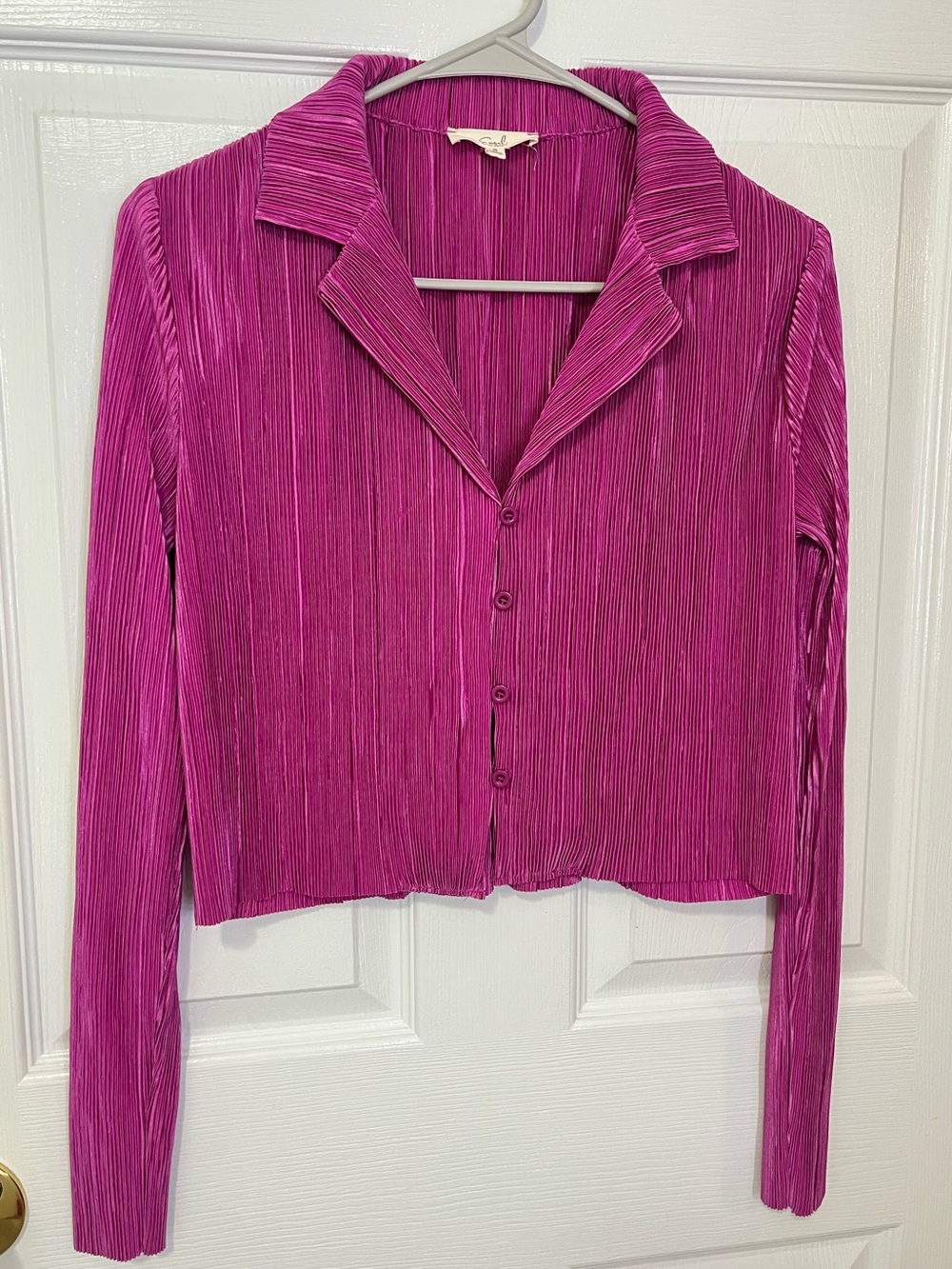 Pleated going out top